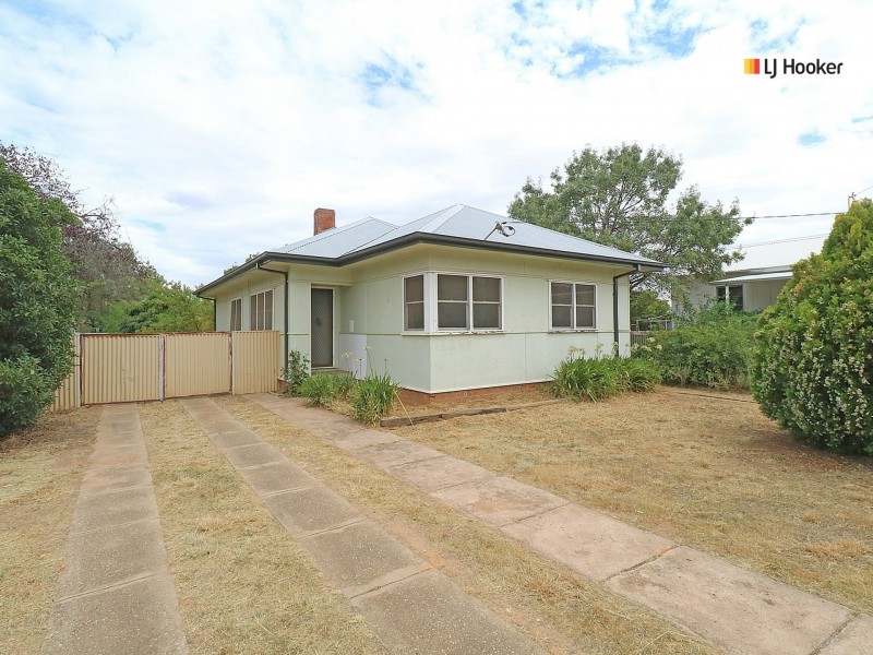 19 Norman Street, The Rock NSW 2655