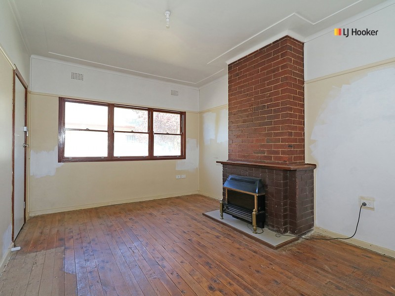 19 Norman Street, The Rock NSW 2655