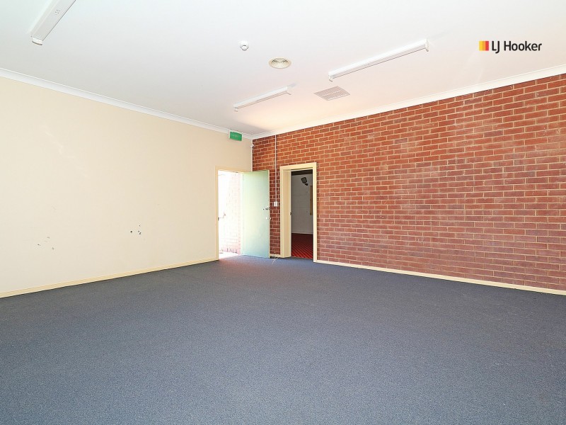 17 Jack Avenve, Mount Austin NSW 2650