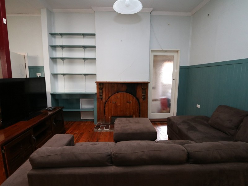133 Docker Street, Wagga Wagga NSW 2650