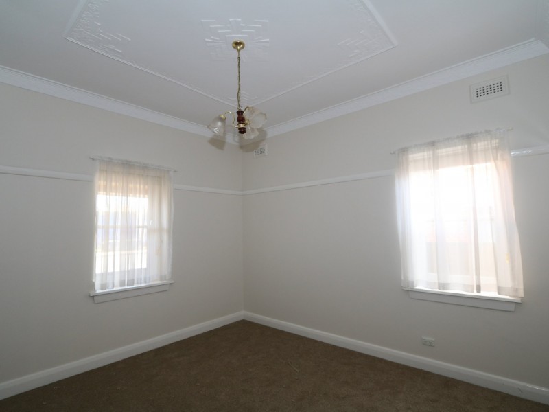 160 Edward Street, Wagga Wagga NSW 2650