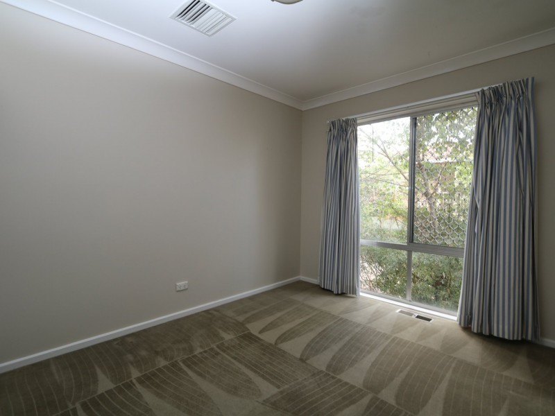 31 Wilks Avenue, Kooringal NSW 2650