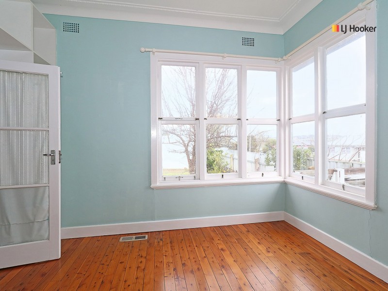 126 Fernleigh Road, Mount Austin NSW 2650