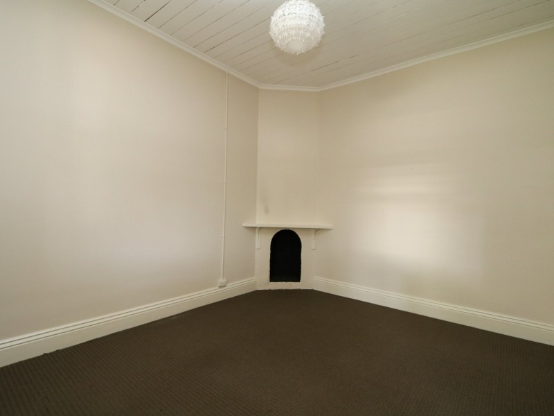 76 Kincaid Street, Wagga Wagga NSW 2650