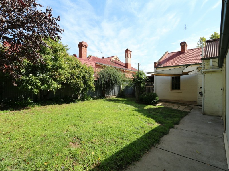 76 Kincaid Street, Wagga Wagga NSW 2650