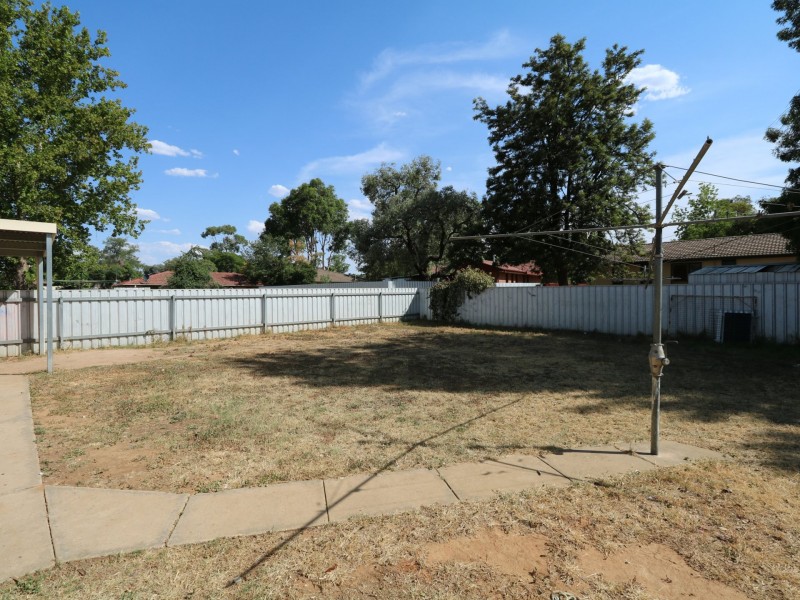 34 Bruce Street, Tolland NSW 2650
