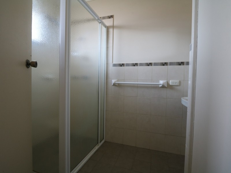 1/14 Sherwood Avenue, Kooringal NSW 2650