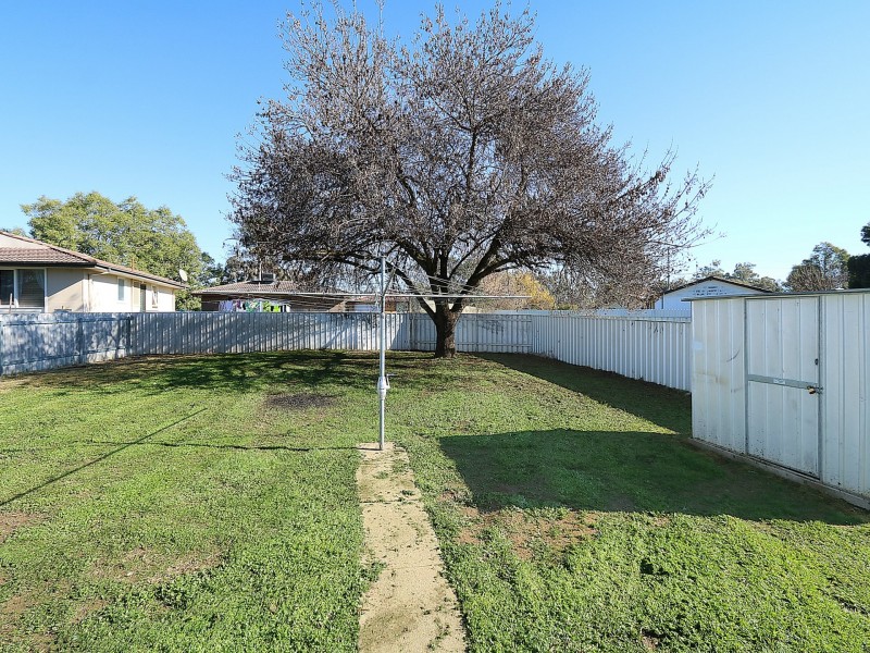 151 Raye Street, Tolland NSW 2650