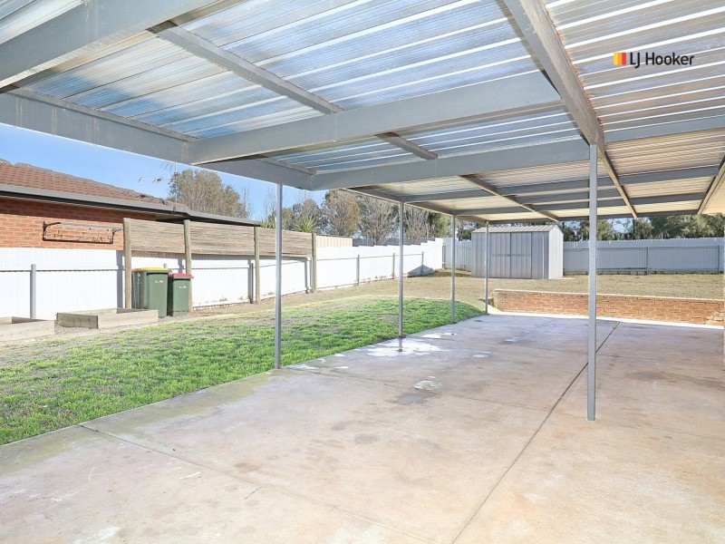 26 Wiradjuri Crescent, Wagga Wagga NSW 2650