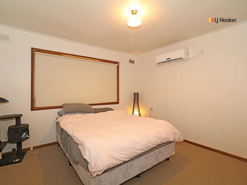 157 Raye Street, Tolland NSW 2650