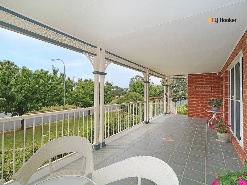 12 Patamba Street, Kooringal NSW 2650