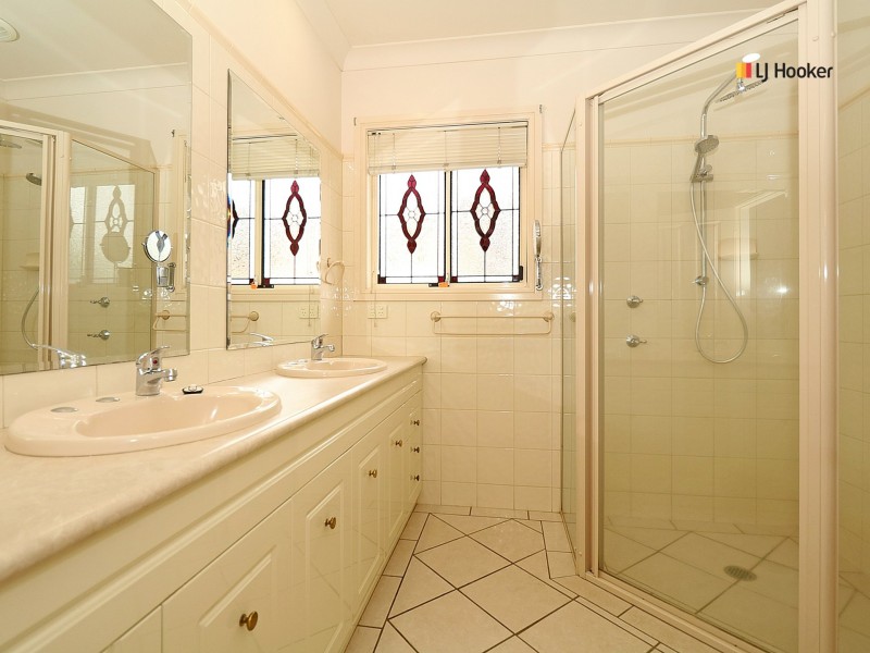 12 Patamba Street, Kooringal NSW 2650