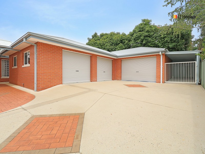 12 Patamba Street, Kooringal NSW 2650