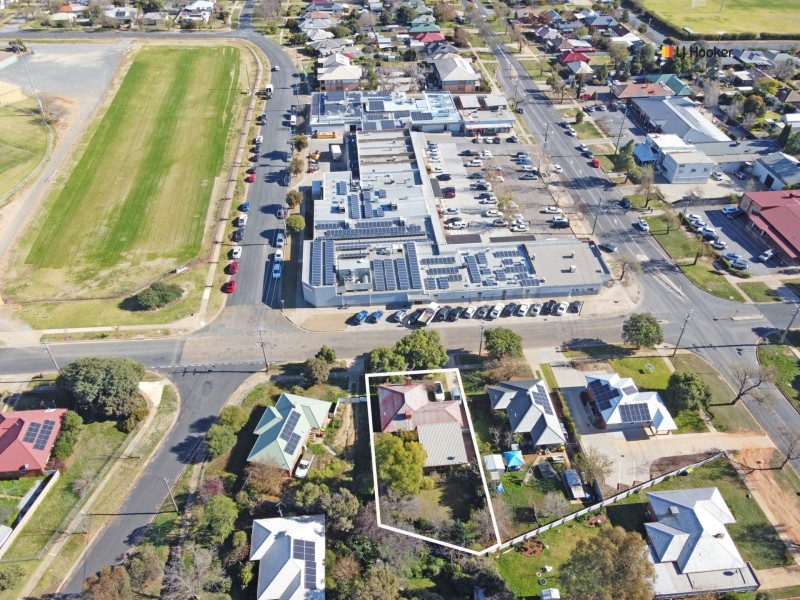 57 Heath Street, Mount Austin NSW 2650