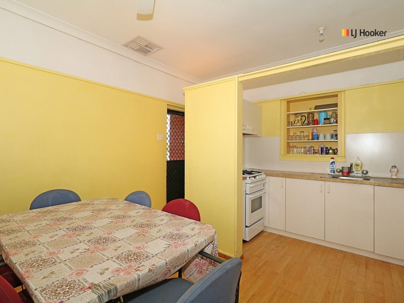 57 Heath Street, Mount Austin NSW 2650