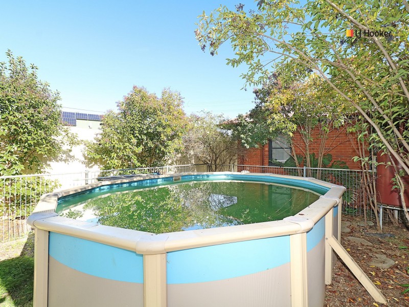 57 Heath Street, Mount Austin NSW 2650