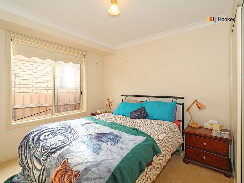 27 Nunkeri Street, Glenfield Park NSW 2650