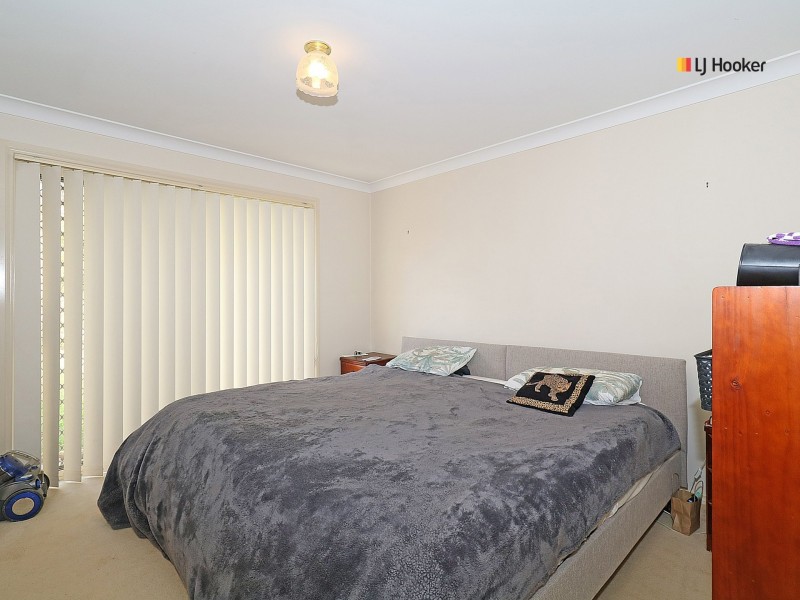 27 Nunkeri Street, Glenfield Park NSW 2650