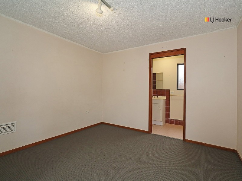 53 Warrawong Street, Kooringal NSW 2650