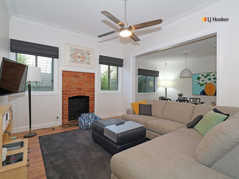 20 Kildare Street, Turvey Park NSW 2650