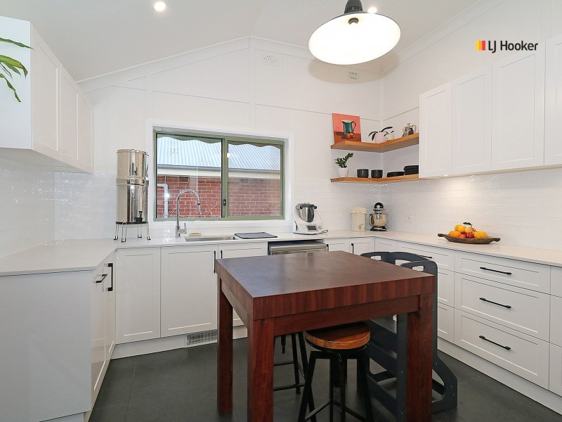 20 Kildare Street, Turvey Park NSW 2650