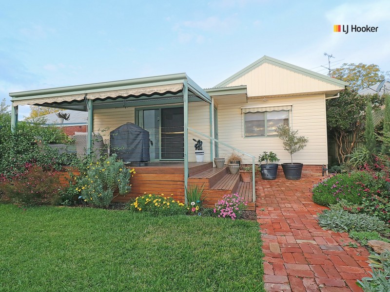 20 Kildare Street, Turvey Park NSW 2650