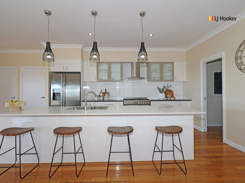 58 Atherton Crescent, Tatton NSW 2650