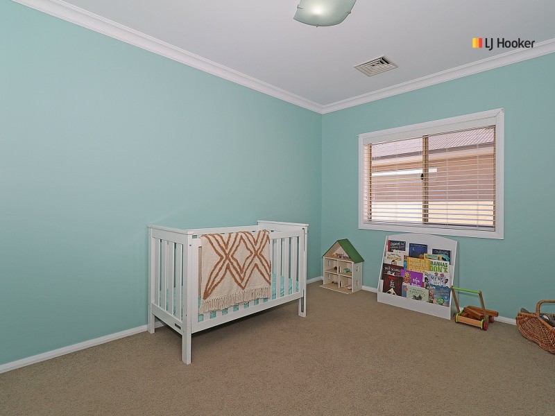 58 Atherton Crescent, Tatton NSW 2650