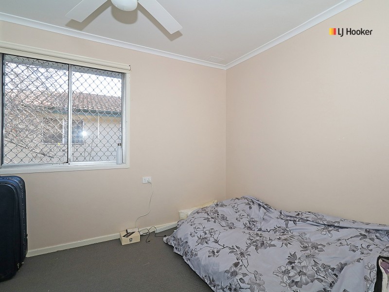 137 Raye Street, Tolland NSW 2650