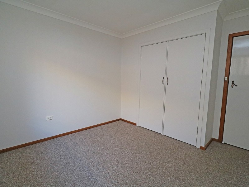 15 Bavaria Street, Tolland NSW 2650