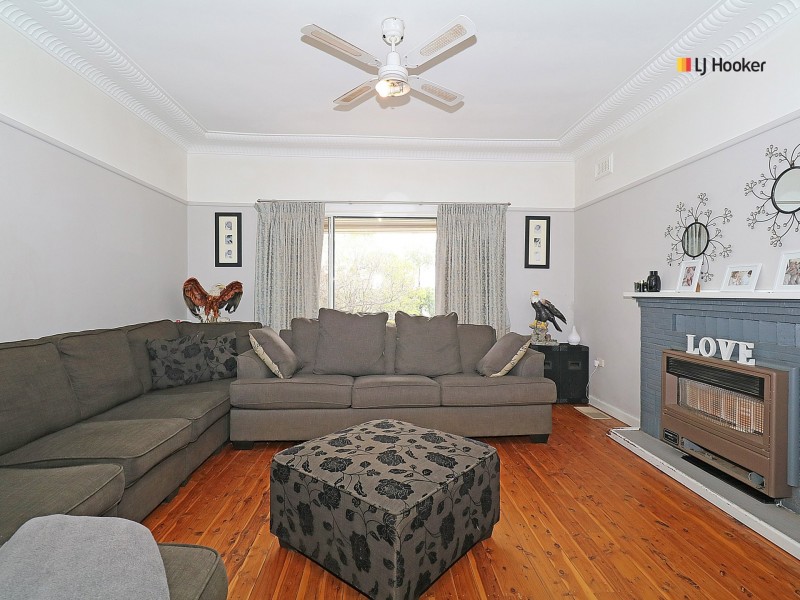 89 Mitchelmore Street, Turvey Park NSW 2650