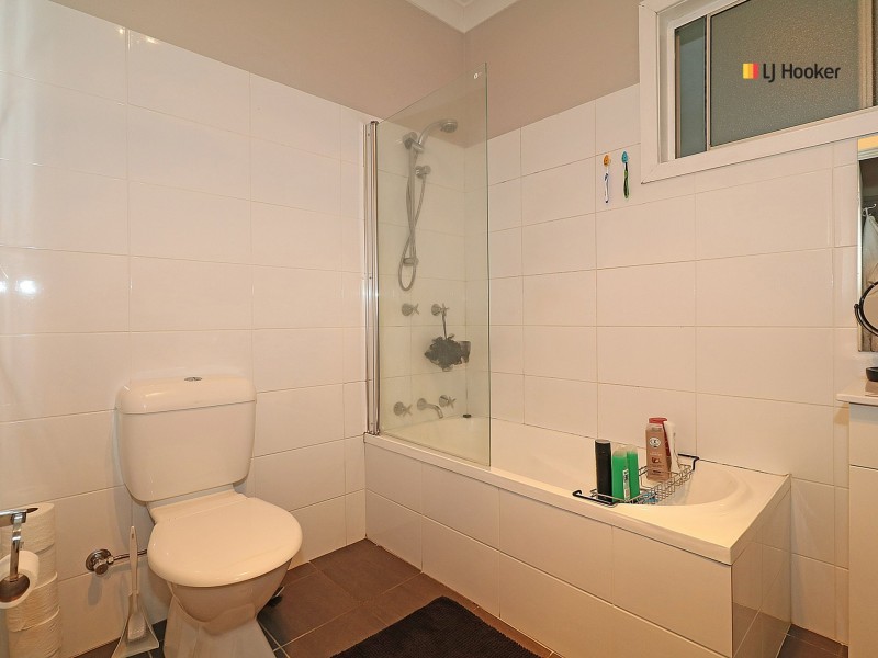 89 Mitchelmore Street, Turvey Park NSW 2650