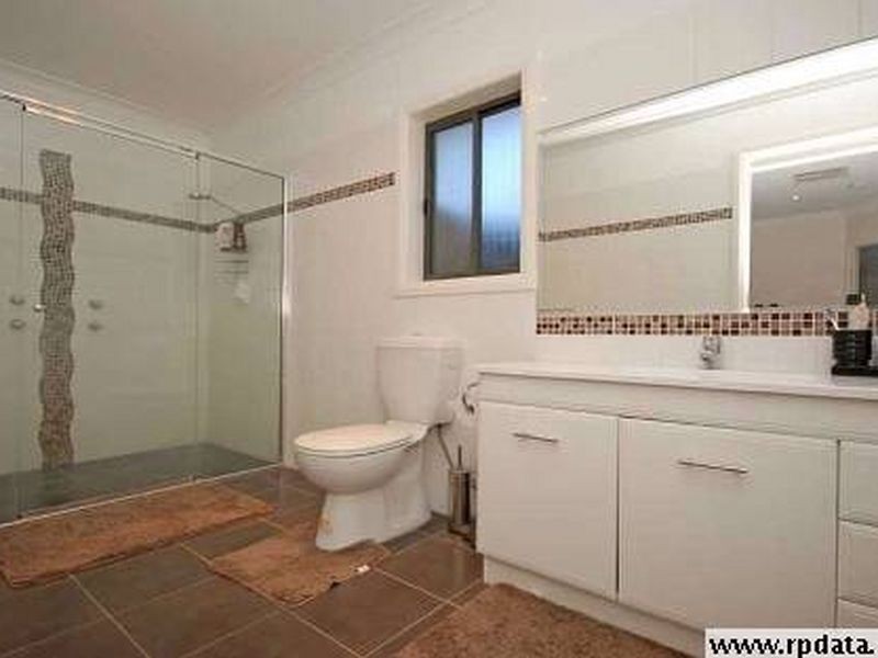 10 Adjin Street, Mount Austin NSW 2650
