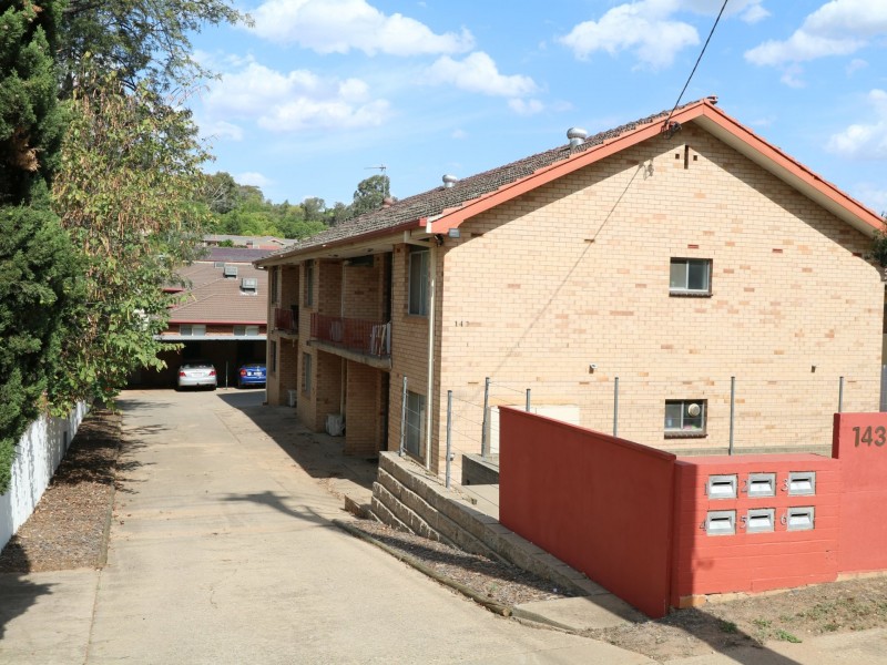 1/143 Lake Albert Road, Kooringal NSW 2650