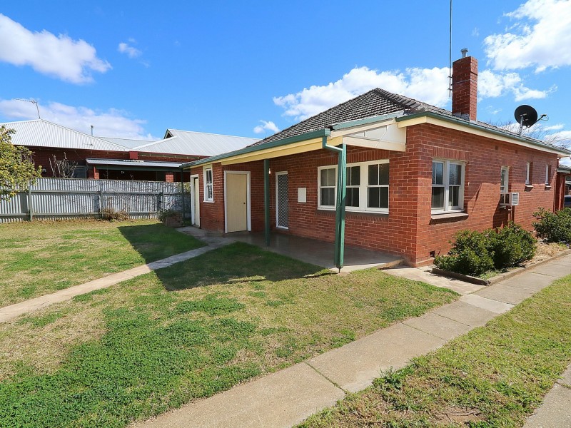 34 Brookong Avenue, Wagga Wagga NSW 2650
