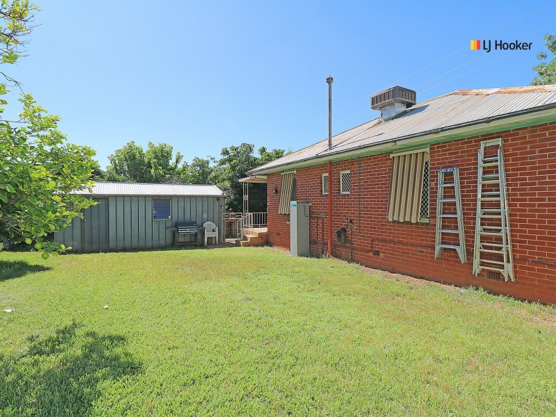 93 Fernleigh Road, Turvey Park NSW 2650