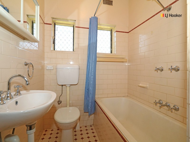 93 Fernleigh Road, Turvey Park NSW 2650