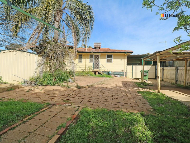 43 Mumford Street, Ashmont NSW 2650