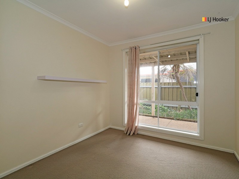 42 Brunskill Road, Lake Albert NSW 2650