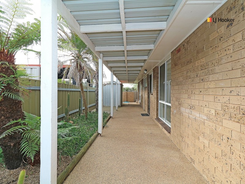 42 Brunskill Road, Lake Albert NSW 2650