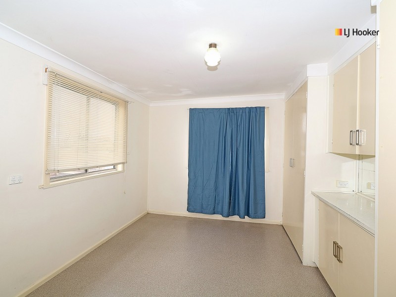 152 Fernleigh Road, Mount Austin NSW 2650