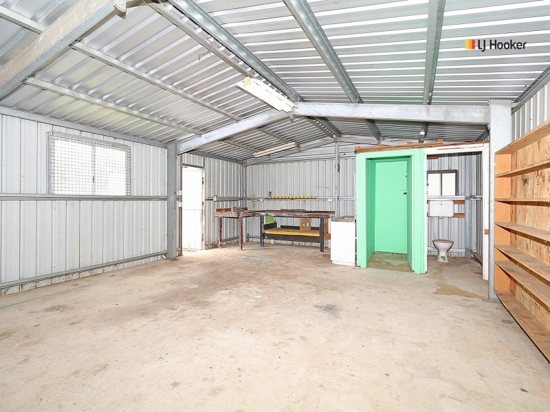 152 Fernleigh Road, Mount Austin NSW 2650