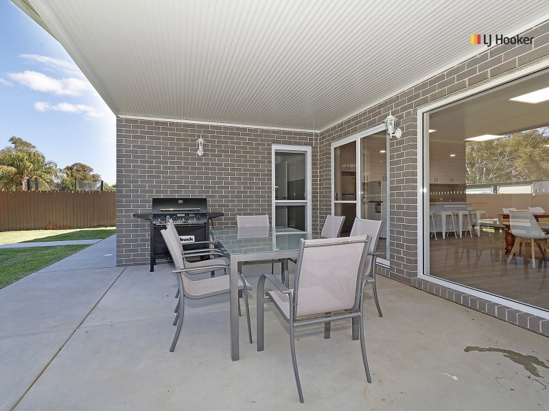 6 Fife Street, Forest Hill NSW 2651