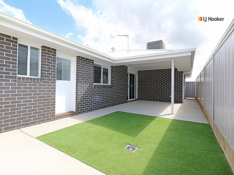 77 Jumbuck Drive, Gobbagombalin NSW 2650