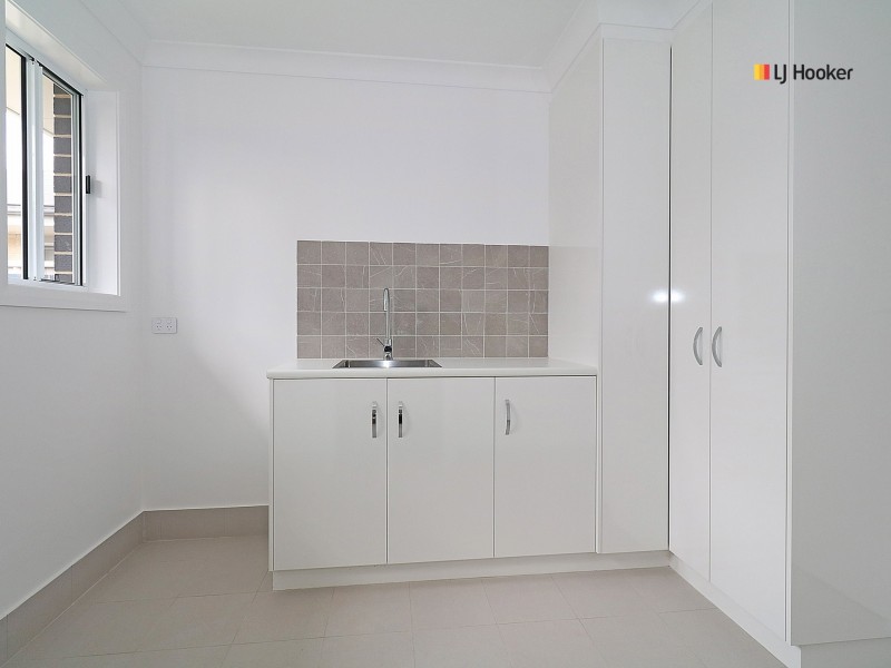 77 Jumbuck Drive, Gobbagombalin NSW 2650