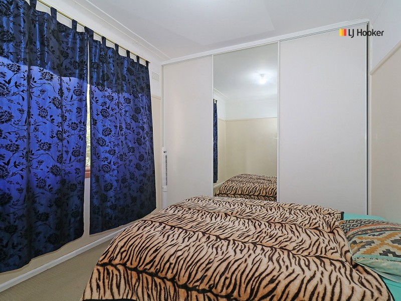 3 Phillip Avenue, Mount Austin NSW 2650