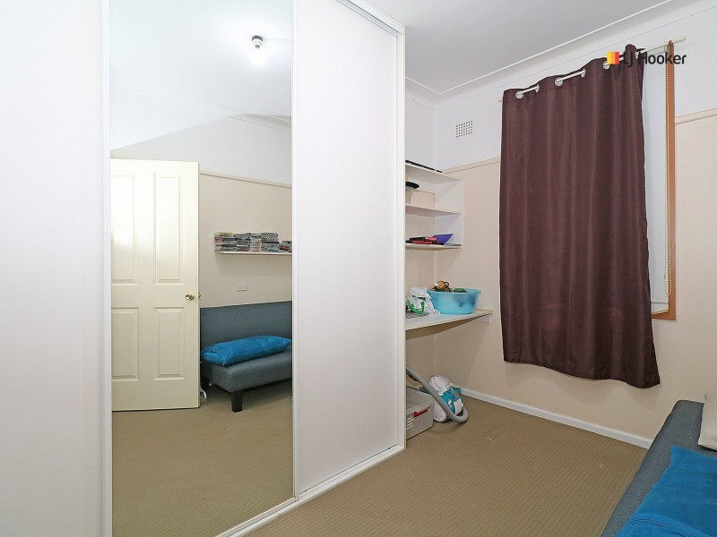 3 Phillip Avenue, Mount Austin NSW 2650