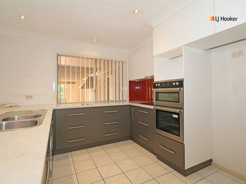 18 Lamilla Street, Glenfield Park NSW 2650