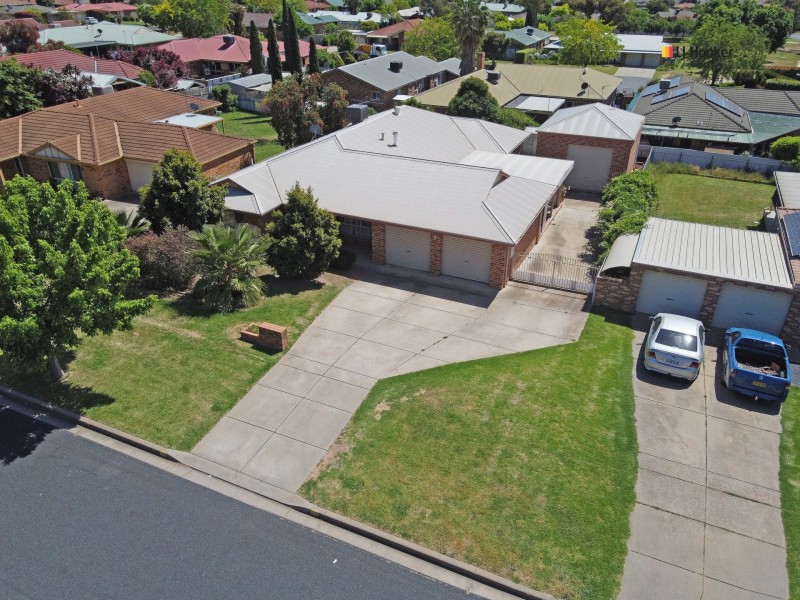18 Lamilla Street, Glenfield Park NSW 2650