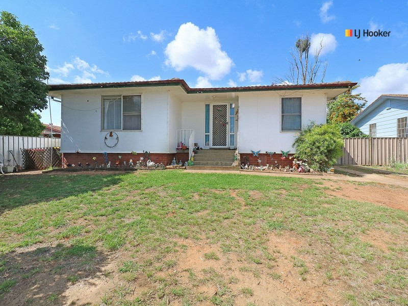 56 Connorton Avenue, Ashmont NSW 2650